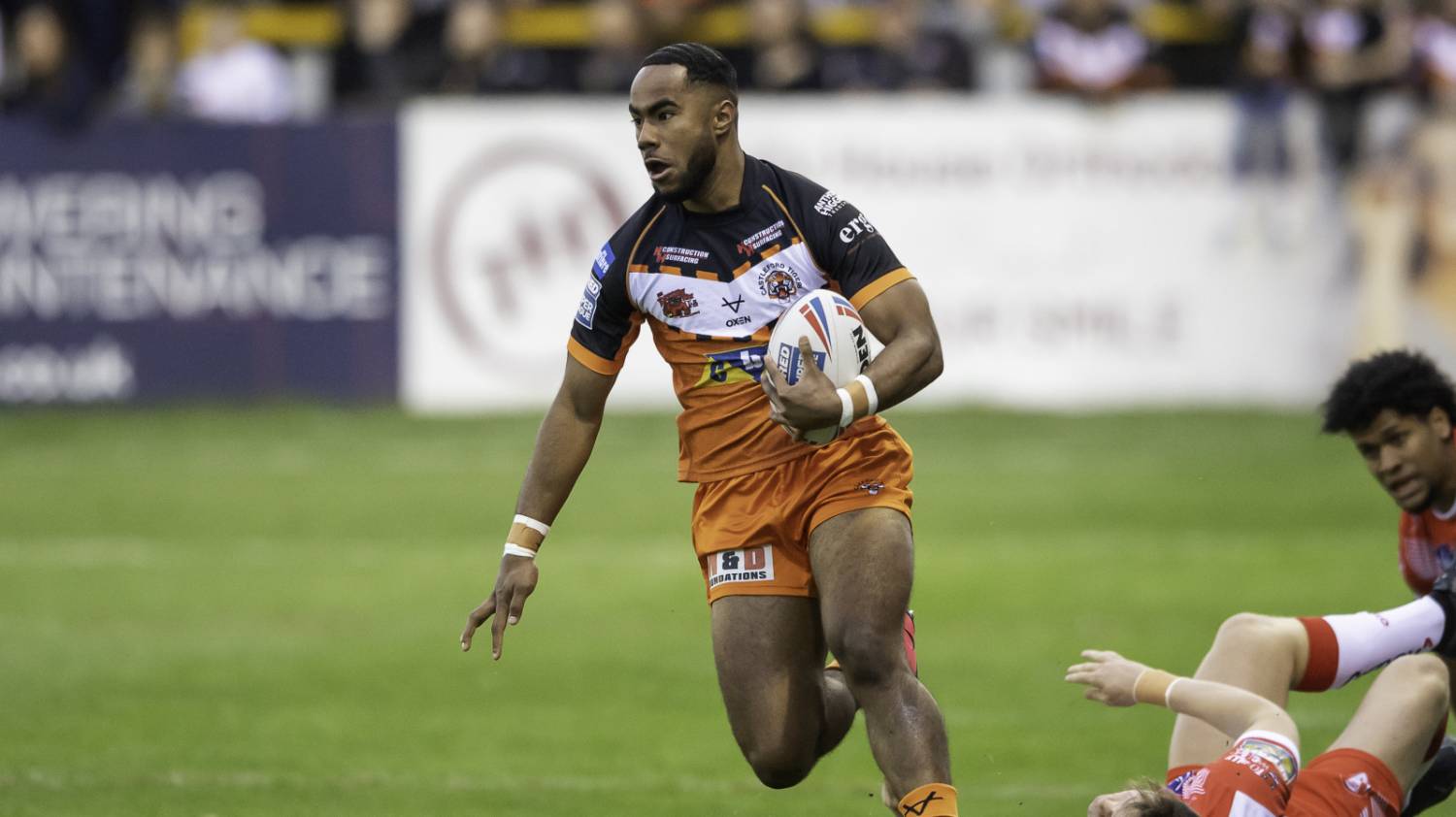 Castleford Tigers winger returns home - Rugby League News