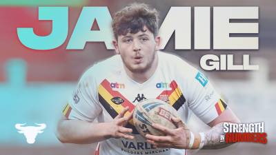 JAMIE GILL SIGNS NEW DEAL